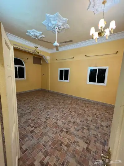 عماره دورين وملحق للبيع في العقيق 13