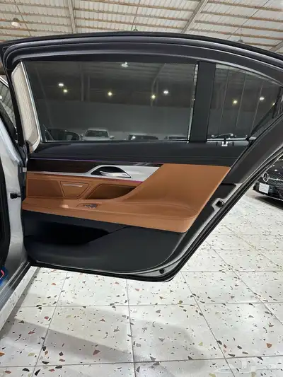بي ام دبليو 730i 2020 . رصد الفخامة 31