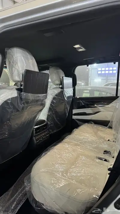 لكزس 2024 LX600 فئة BB ثلاث مقاعد شاشات سعودي ابيض اف وايت 5