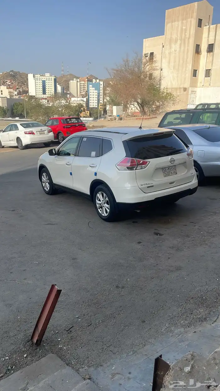نيسان اكس تريل 2016 1