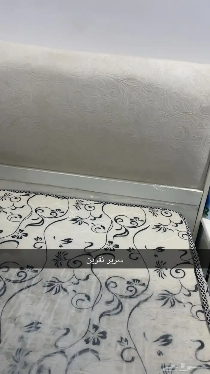 غرفه نوم بدون دولاب 0