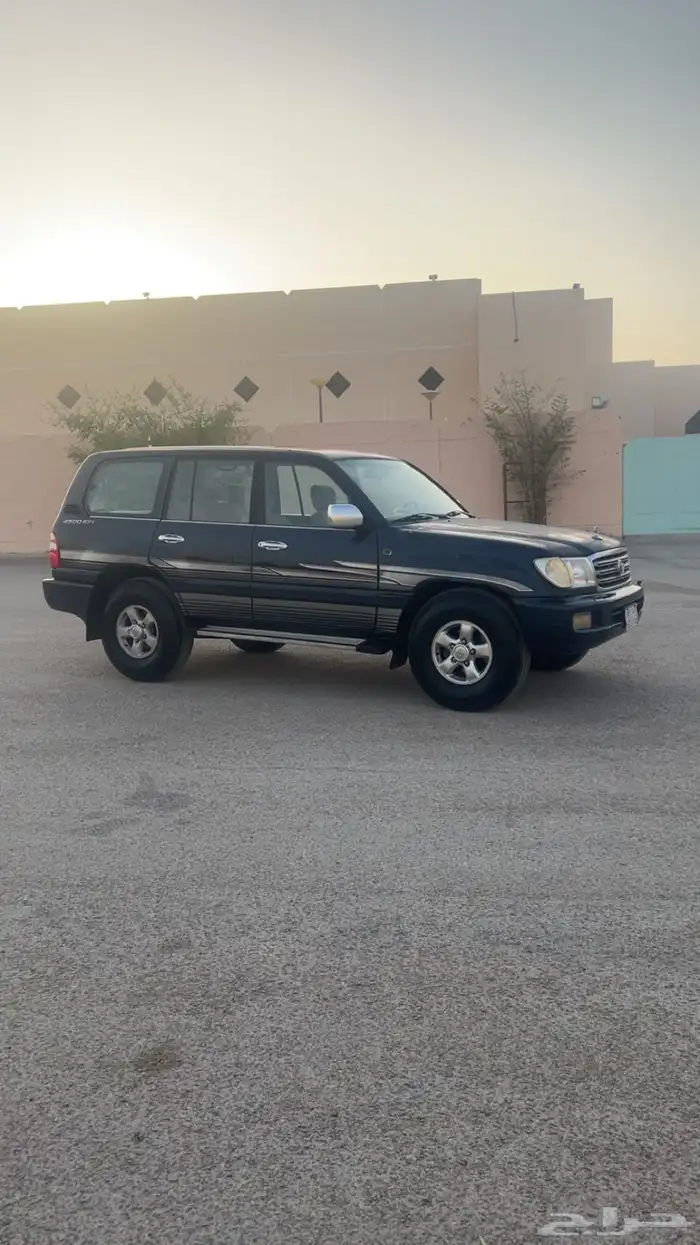 لاندكروزر 1