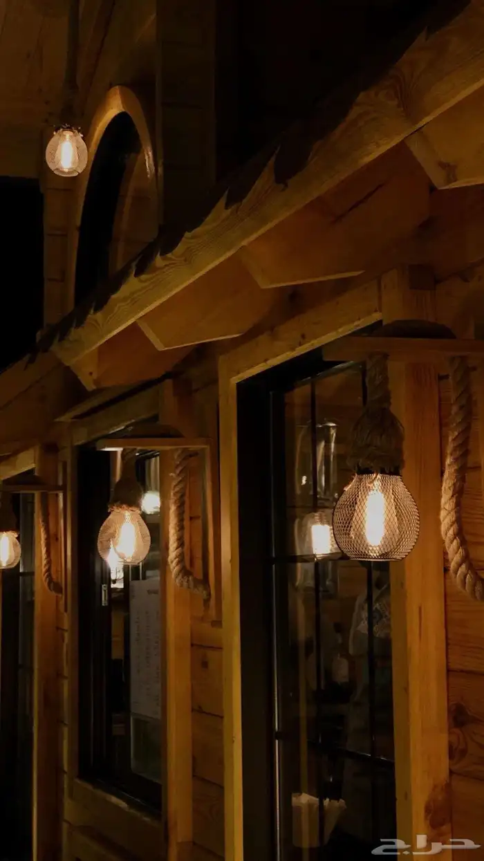 كشك درايف ثرو تصميم جميل خشب صنوبر من اجود الاخشاب 2