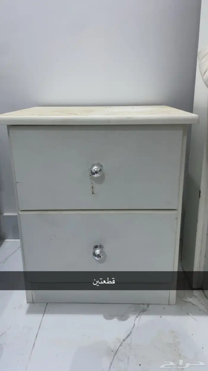 غرفه نوم بدون دولاب 1