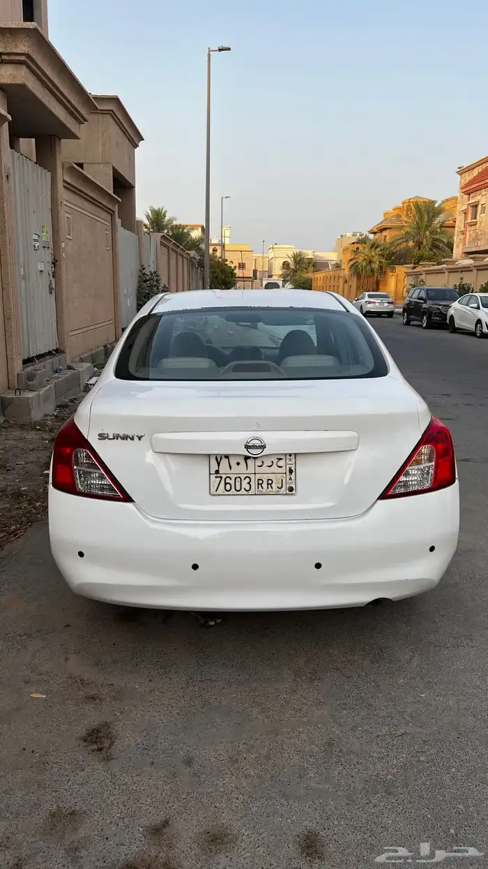 نيسان صني موديل 2014 4