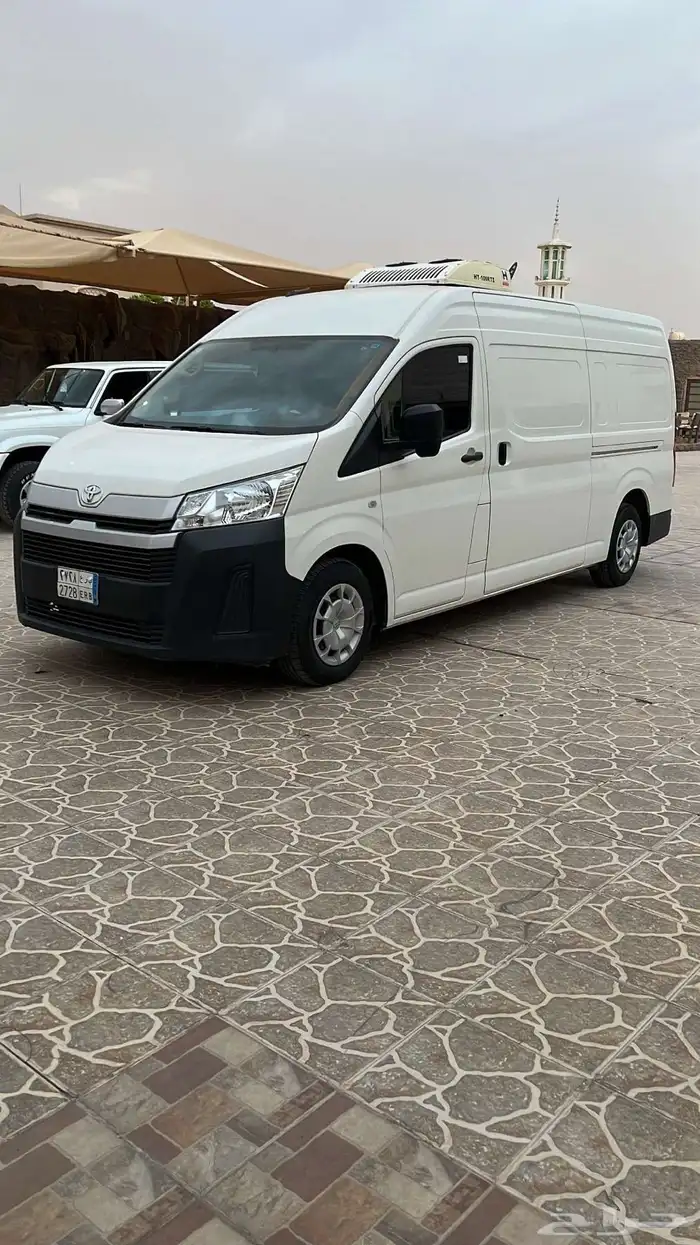 باص تيوتا هايس 2