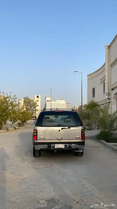 يوكن مديل 2004 للبيع 6