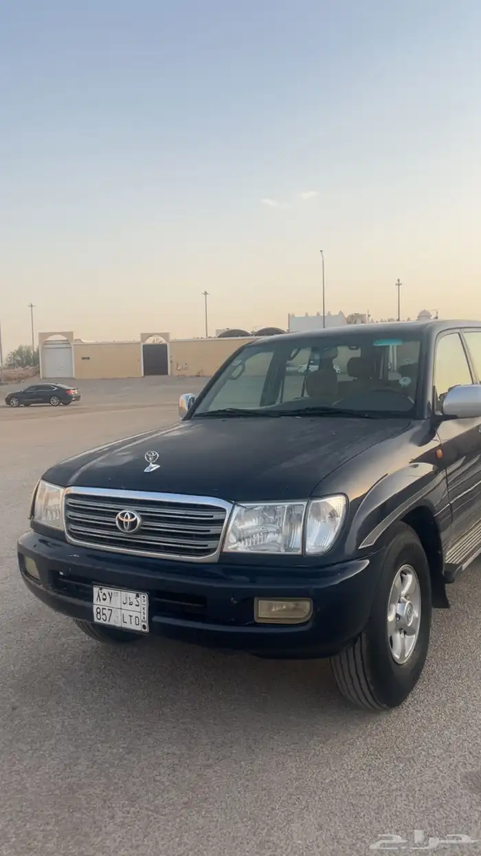 لاندكروزر 4