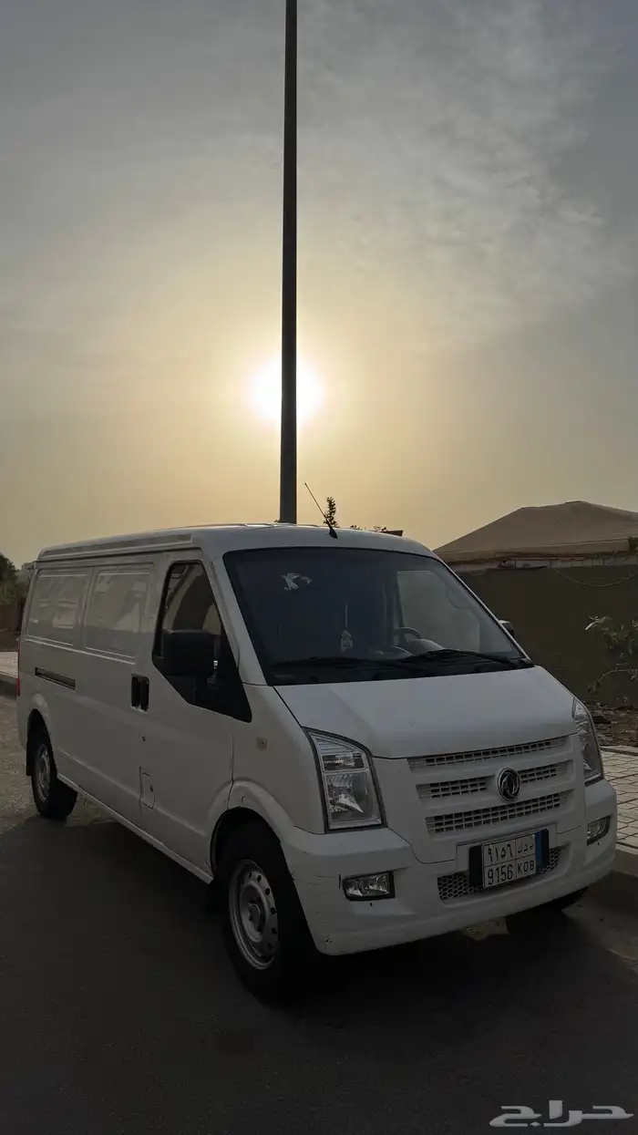 فان تحميل بضائع 2021 1