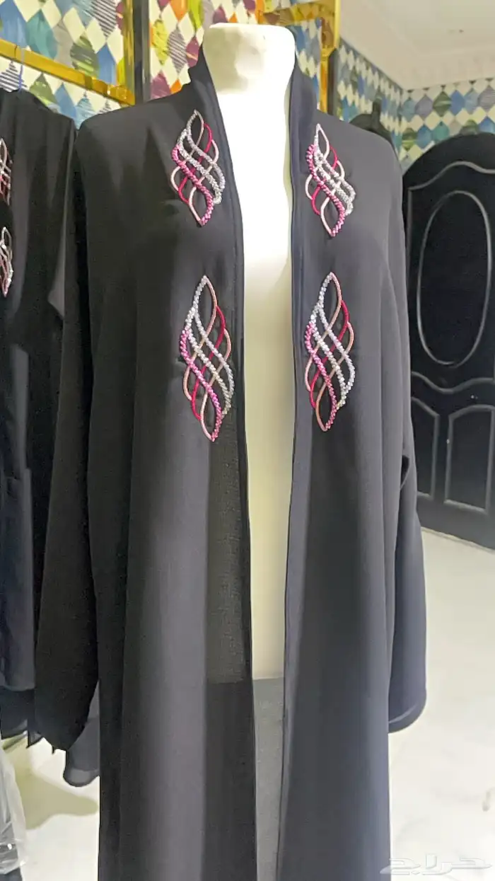 شغل يدوي راق  لتطريز العبايات والجلابيات والمفارش 0