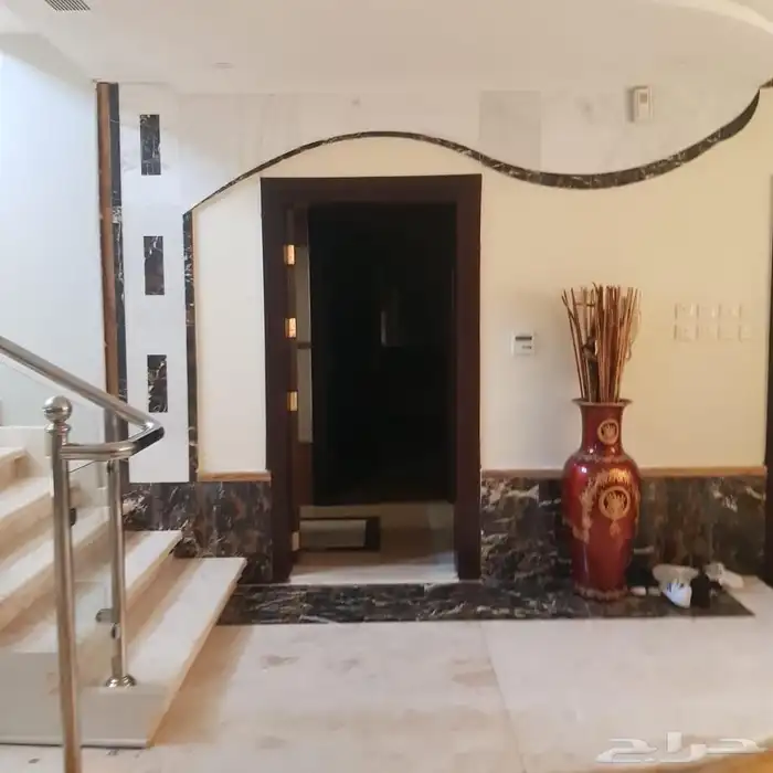 للبيع  فيلا دوبلكس فاخرة في المدينة المنورة بموقع استثنائي 94