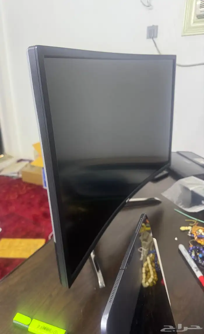شاشة العاب منحنية 31 بوصة Benq 1