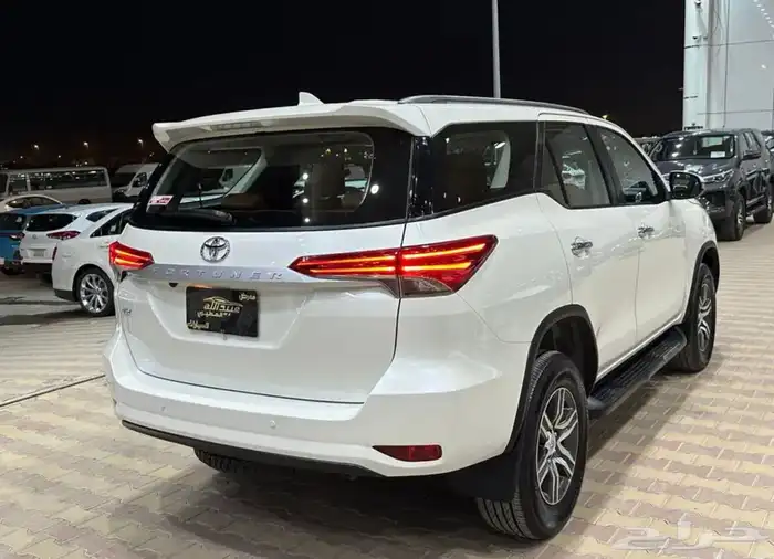 تويوتا فورشنر موديل 2022 دبل 4 سلندر 21