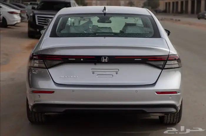 هوندا اكورد LX استاندر 2025 كاش وتقسيط 1