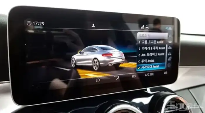 C-class كوبيه 2020 15