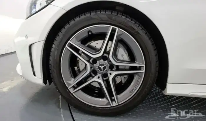 C-class كوبيه 2020 4