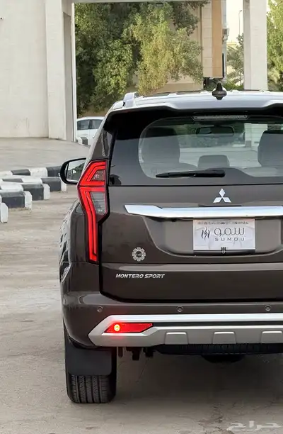 ميتسوبيشي مونتيرو موديل 2020 فل كامل 11