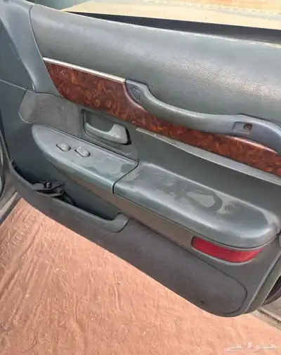 فورد للبيع تشليح 10