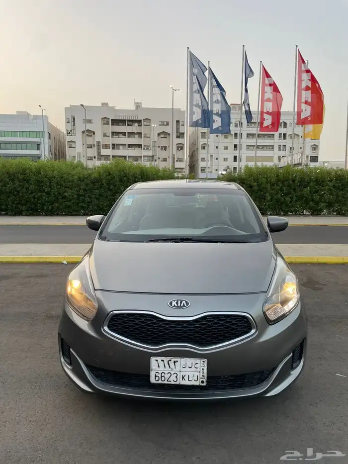 كيا كارينز 2016 3