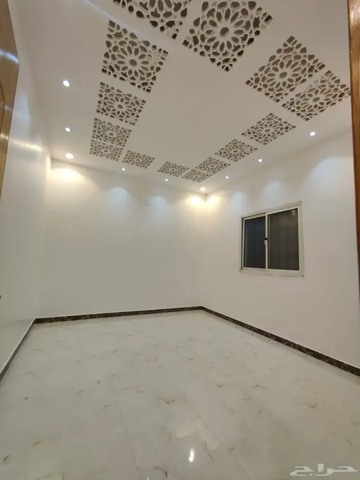 دور للإيجار الشهري 5500 10