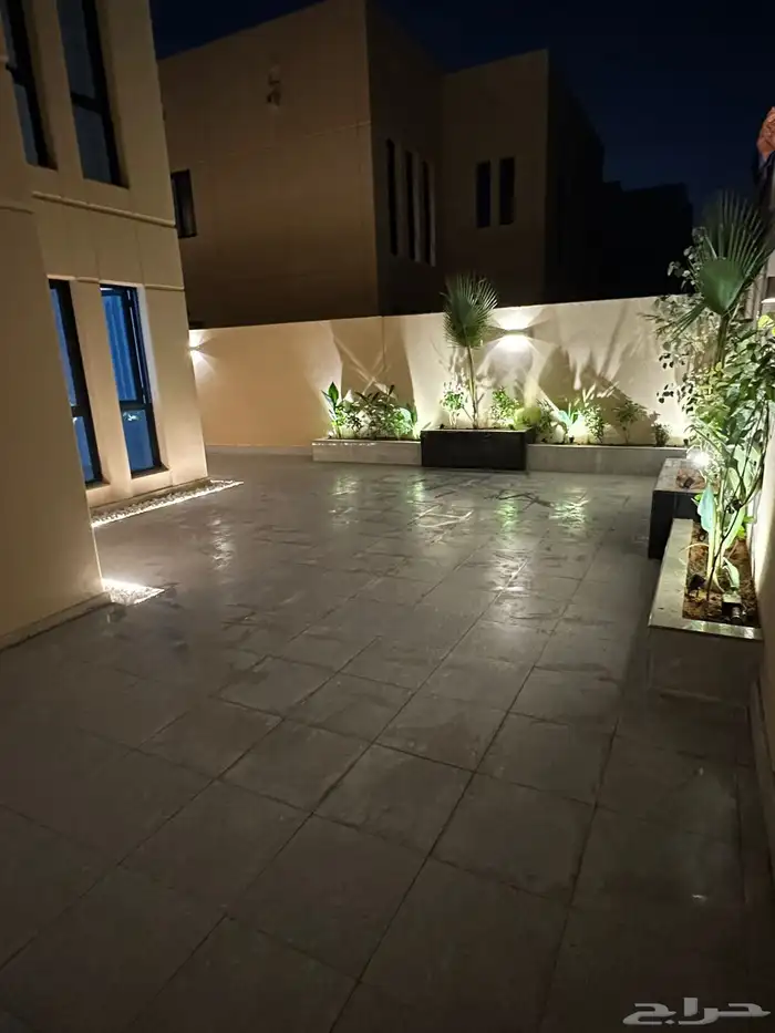 فلة للبيع فالرياض حي سدرة روشن 6