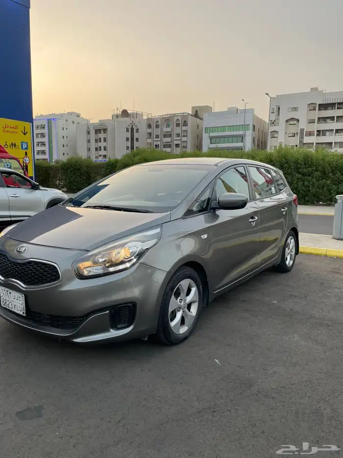 كيا كارينز 2016 0