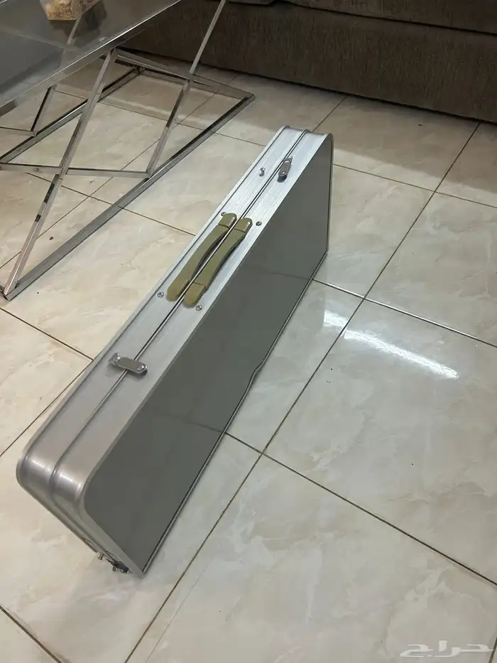 طاوله حديد 1