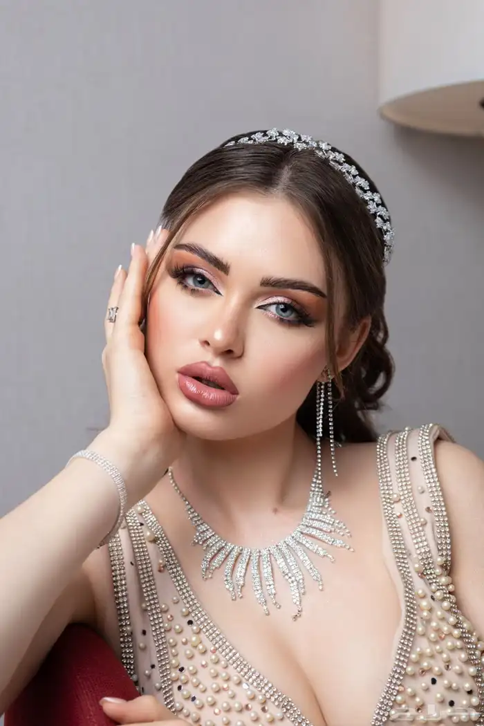 ميك اب ب200عرض للمجموعات 7