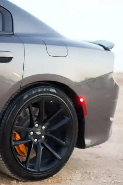 تشارجر 2022 GT مواصفات نسخة اورنج اديشن 37