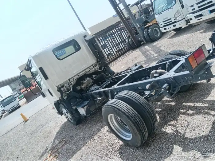 ايسوزو دينا شاص قلاب 2023 3