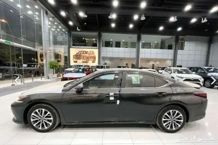 لكزس ES 300AH موديل 2025 اقساط بنوك 4