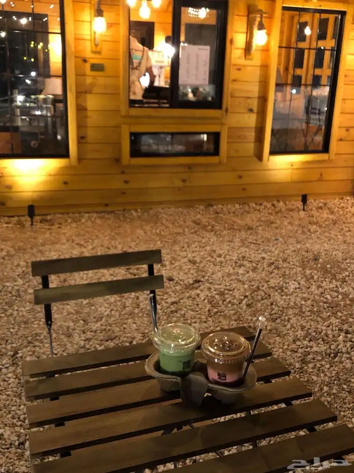 كشك درايف ثرو تصميم جميل خشب صنوبر من اجود الاخشاب 4