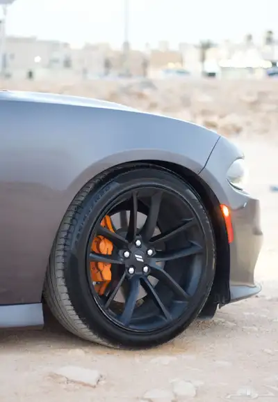 تشارجر 2022 GT مواصفات نسخة اورنج اديشن 38