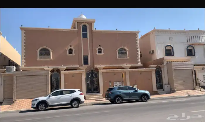 فرصة ممتازة عمارة 4 شقق حي ارامكو للبيع 0