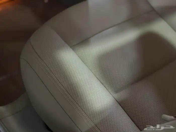 بانورما s350 2010 مخزن عداد ( 97.000km ) 32