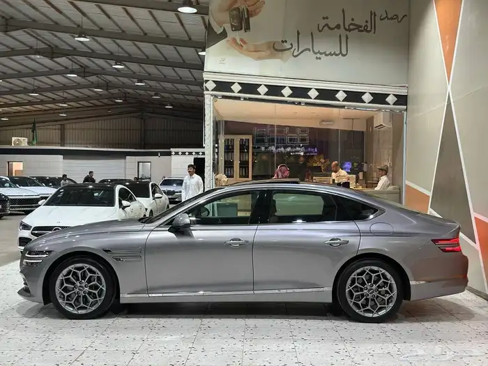 جينسيس G80 بلاتينيوم 2024 . رصد الفخامة 37