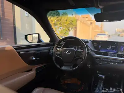 لكزس 2020 ES350 فل كامل للبيع 18