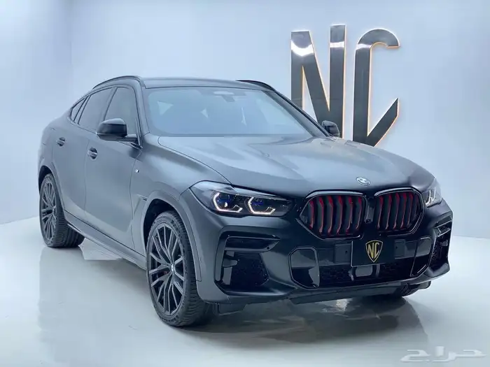 BMW x6 m black vermilion 1