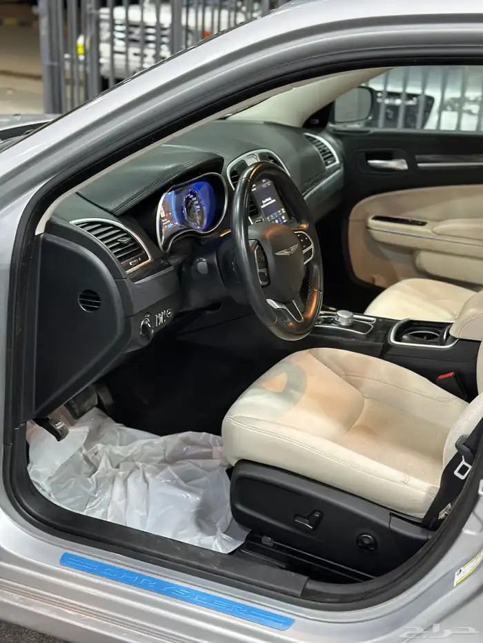 كرايزلر C300 نص فل 2021 عداد 31 لدى معرض(عبيد الرشيدي) 23
