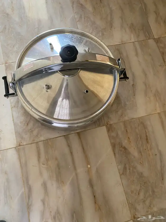 اثاث ولوحات تراثيه قديمه للبيع 0