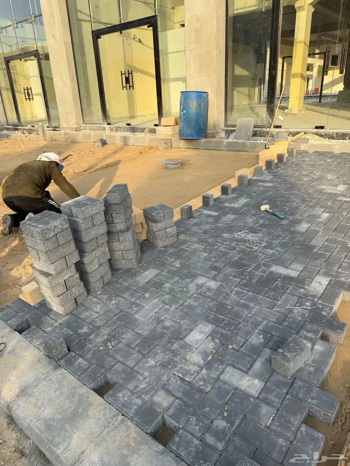 انترلوك وبلدورة متخصص تركيب 1