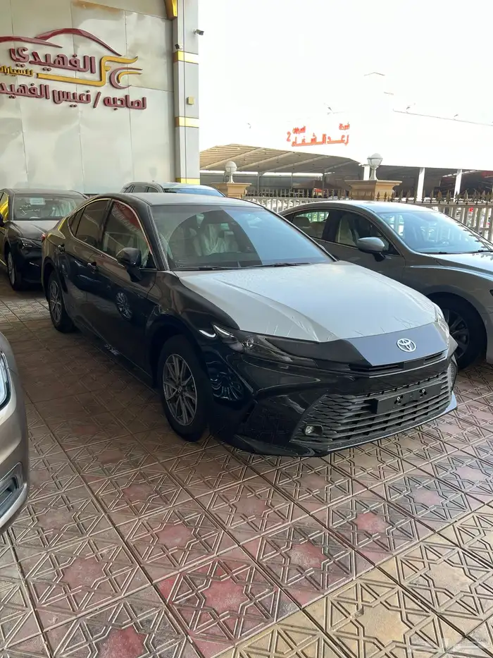 كامري E ستاندر سعودي اسود 2025 1