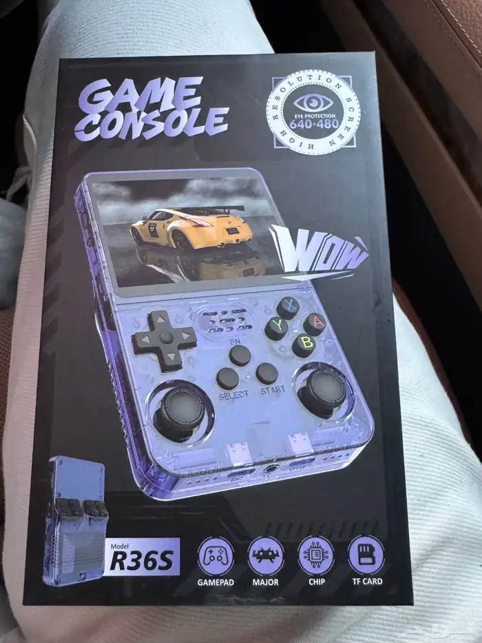لعبة game console فيها 25000 8