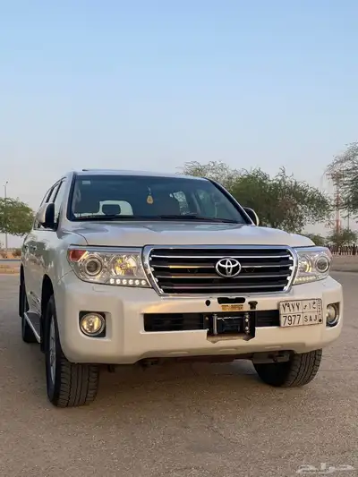 لاندكروزر 2013 سعودي 38