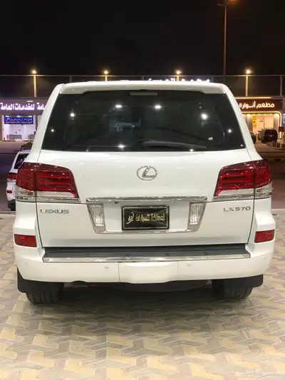 لكزس 2014 LX570 سعودي 5