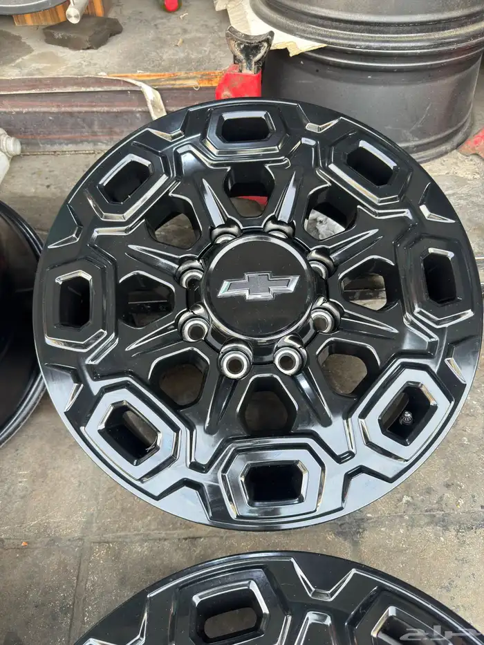 جنوط سلفرادو 8 مسمار اصلي وكاله مقاس 20 6