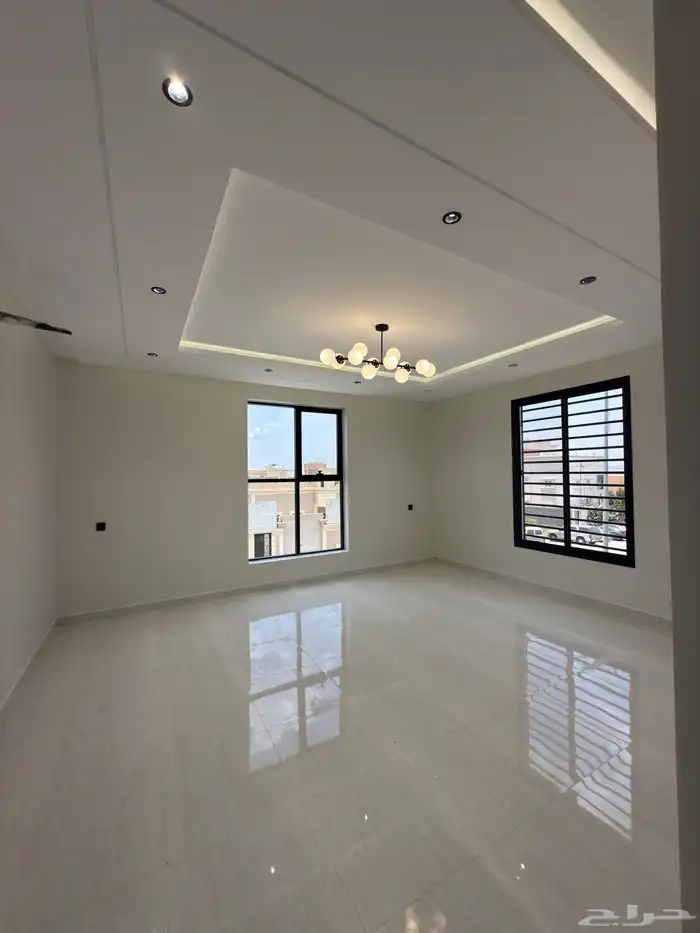 للبيع ادوار ارضيه وروفات علويه ب احد رفيدة مخطط النزهه 1 27