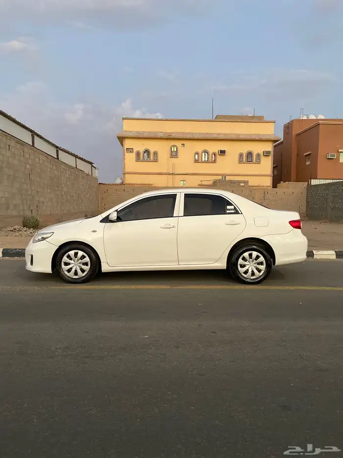 كورولا موديل 2012 3