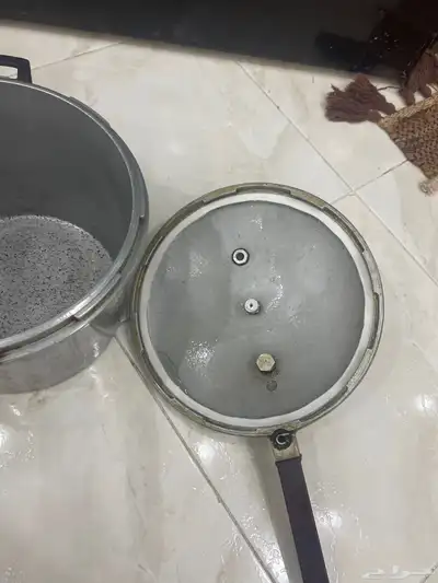 قدر ظغط ابو ساعه 9 لتر القديم نظيف ماشاءالله 5