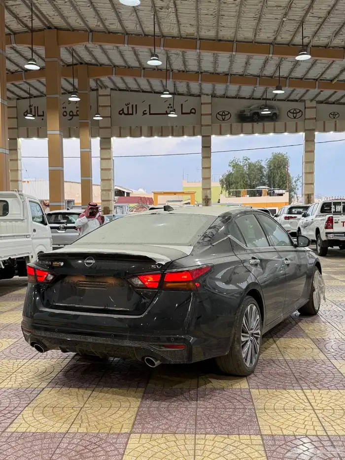 نيسان التيما 2025 _SV اسود _سعودي 16
